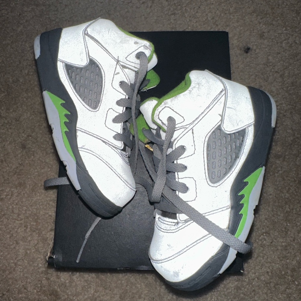 Jordan 5 - Picture 2 of 4